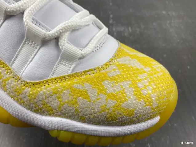 Reps TBkick Air Low Jordan 11 WMNS Snakeskin Yellow AH7860-107 0606